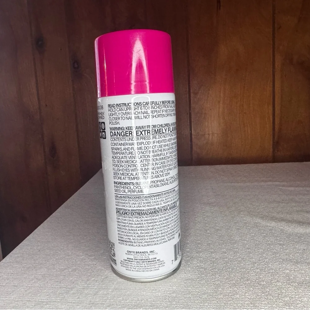 Onyx White Can with Bright Pink Cap Nail Dryer Spray - Picture 4 of 4